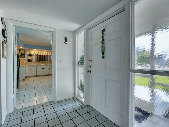 4th image of 3032 SE Overbrook Dr