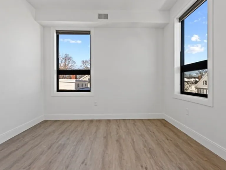 1137 Washington St #7 — Photo 5