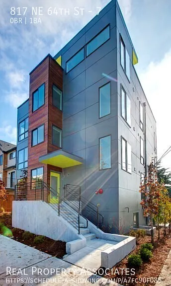 817 NE 64th St #7 — Photo 1