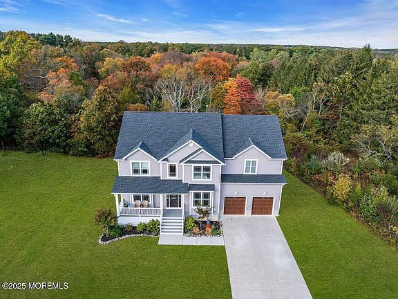 4th image of 814 Bristol Lane