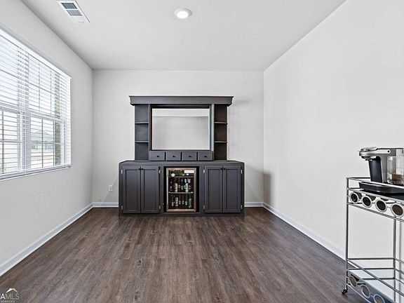 4th image of 5367 Pennington Ct