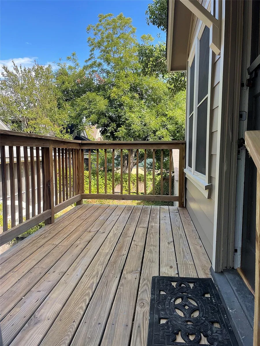 Building Photo - 507 Texas Ave #B
