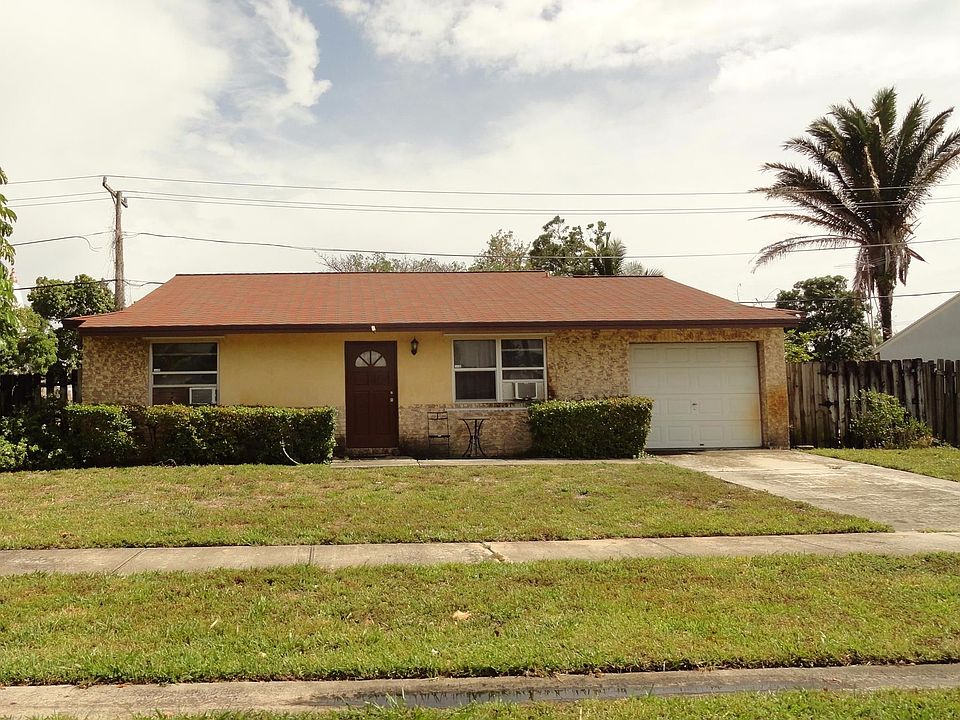 1st image of 4630 Centurian Cir