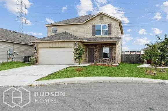 7611 Twin Pine Ct — Photo 1