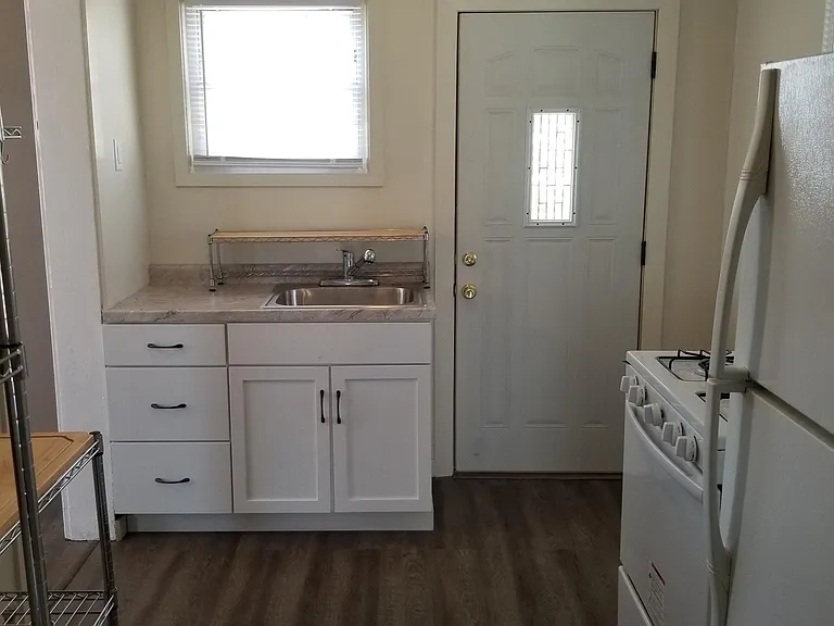 4830 S 22nd St — Photo 7