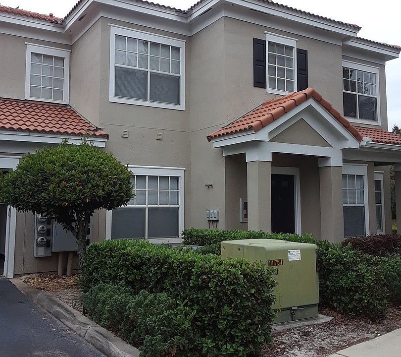 1st image of 426 Arbor Lakes Cir