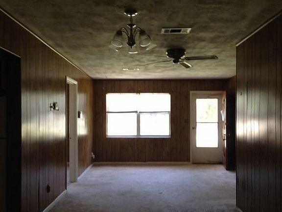 5th image of 315 Avon Ln