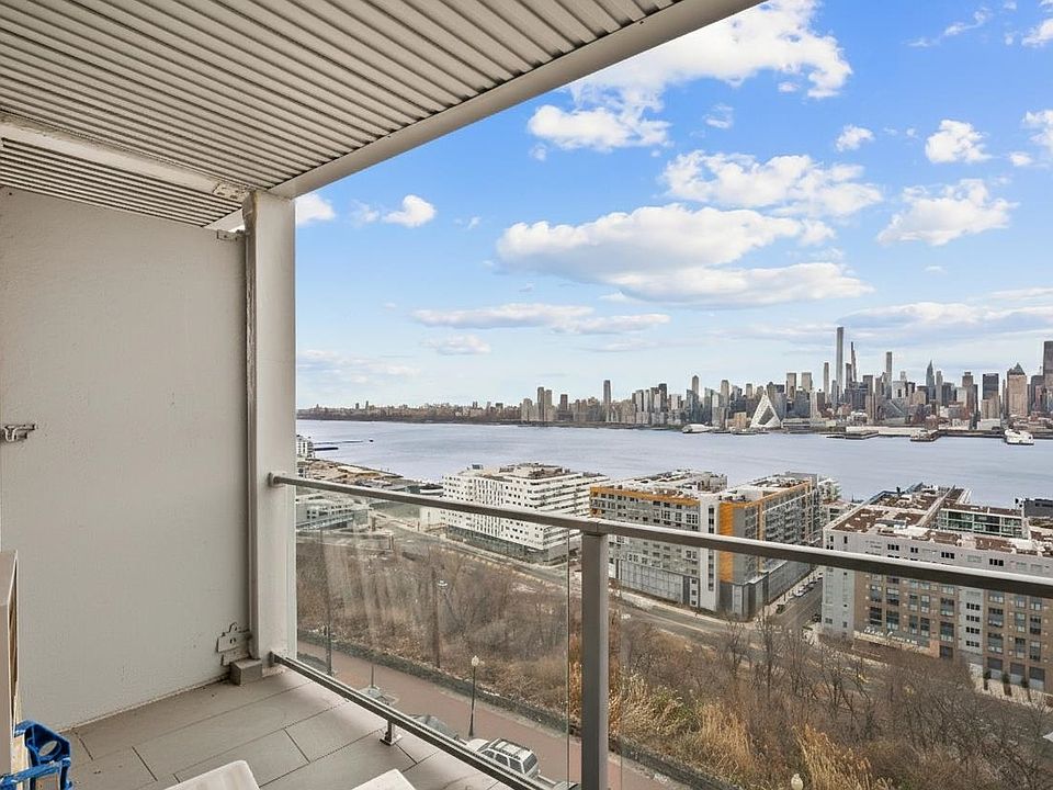 1st image of 899 Boulevard Est #6-O