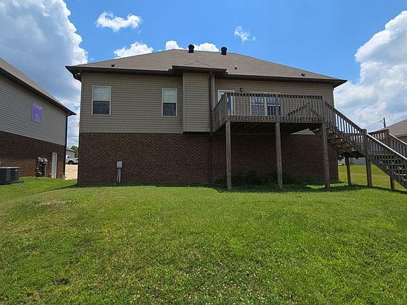3rd image of 970 Brookhaven Dr