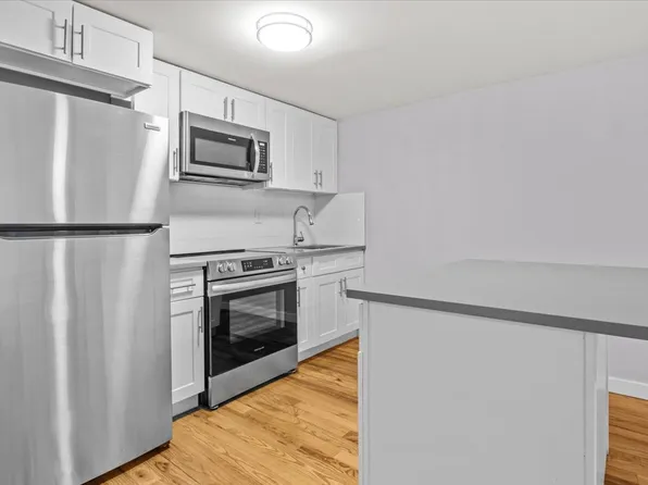 807 Elsmere Place image 7 of 15