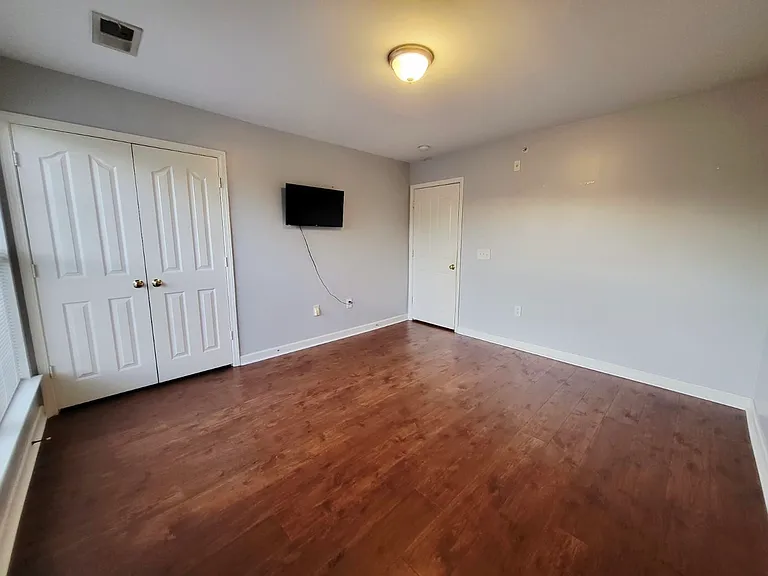 339 Westbend Dr #1 — Photo 6