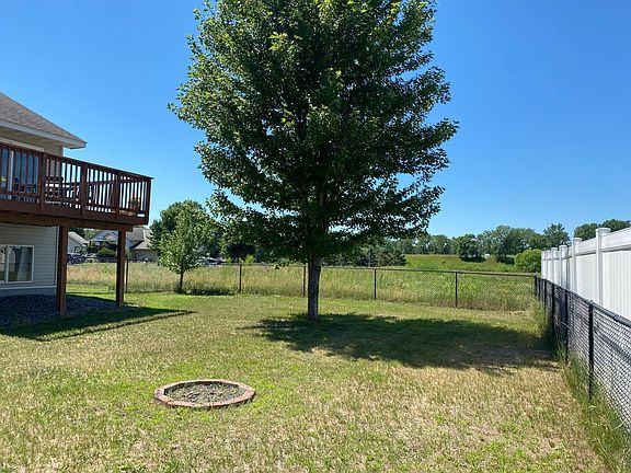 4th image of 1404 Meadow View Dr
