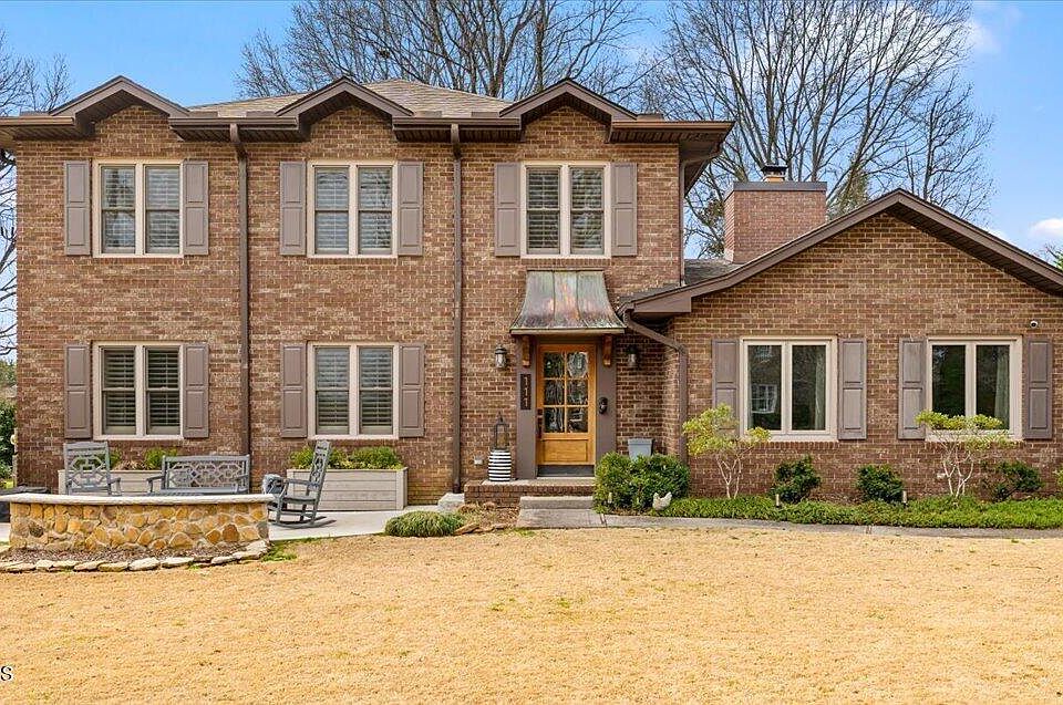 1st image of 111 Chancellors Ln