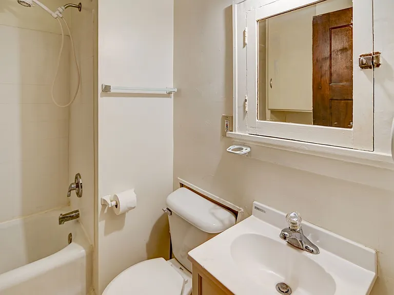 2801 Monroe St — Photo 19
