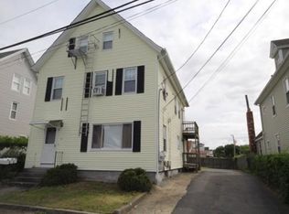 18 Vernon St, Taunton, MA 02780