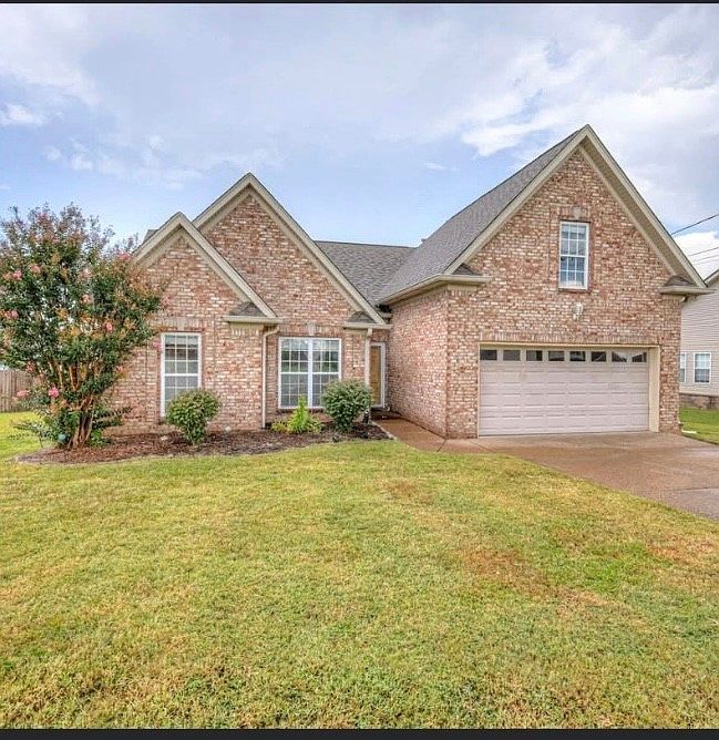 1st image of 409 Princeton Dr