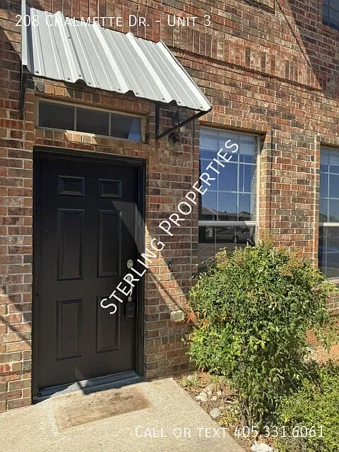 2 bed, 2.5 bath, 1100 sqft, $1,195 — Photo 2