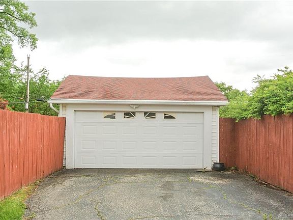 2nd image of 533 W Fairview Ave