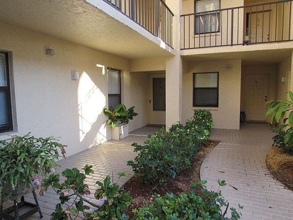 3rd image of 8474 Charter Club Cir Unit 9