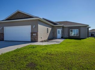 3360 24th St S, Moorhead, MN 56560