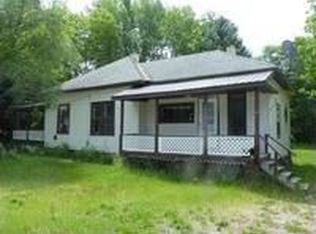 300 Pine Hill Ave, Cheboygan, MI 49721