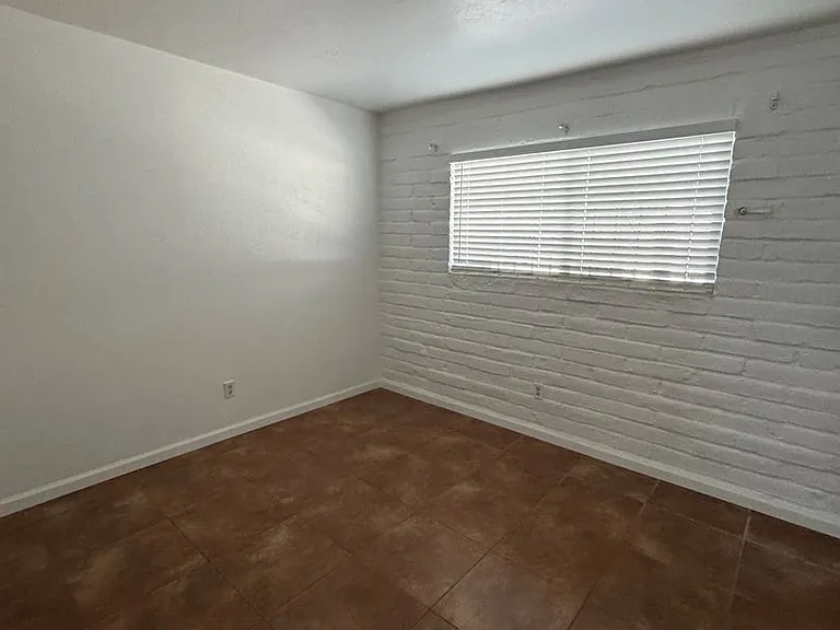 6626 E Calle La Paz — Photo 4
