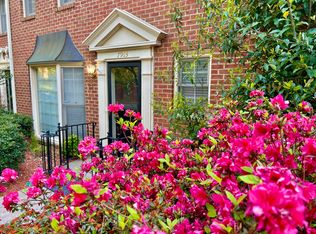 7903 Briar Villa Pl, Sandy Springs, GA 30350