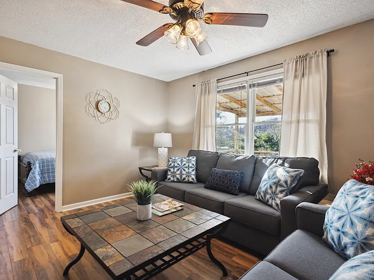198 Harmony Dr — Photo 18