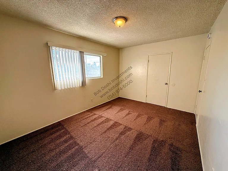 62 N San Mateo St #C — Photo 11