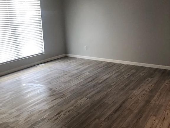 2nd image of 2478 Millvalley Dr