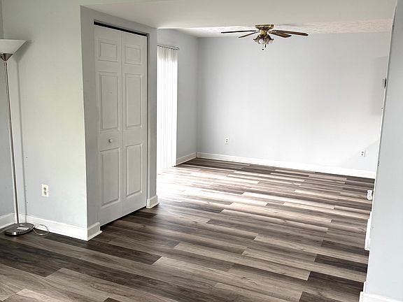 4th image of 9010 Sandalwood Dr #C