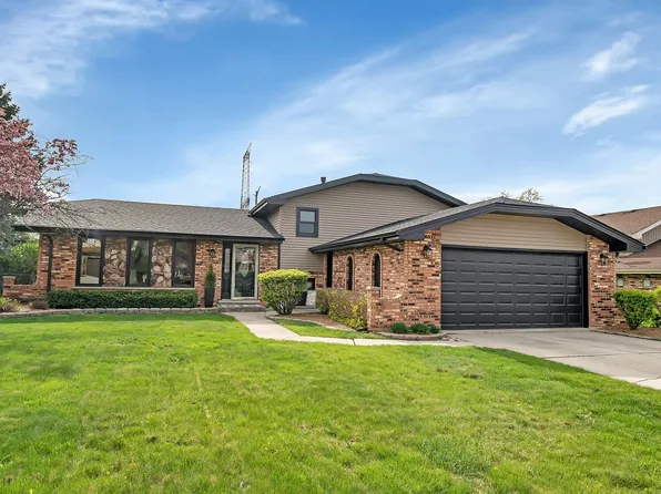 15554 Maple Ct, Homer Glen, IL 60491