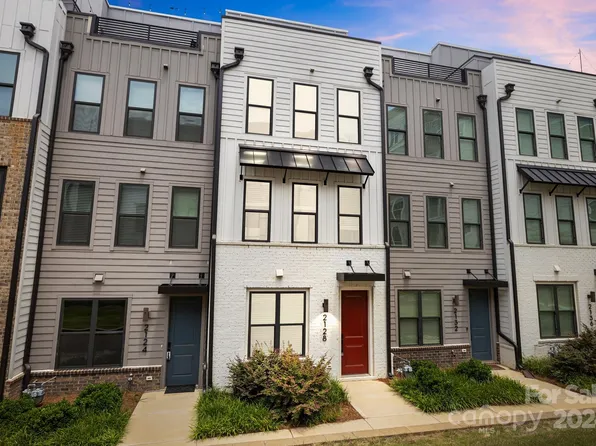 1917 Dunavant St, Charlotte, NC 28203