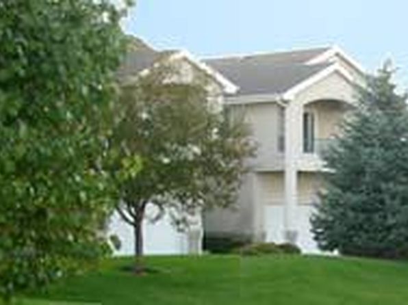 5151 Boardwalk Dr