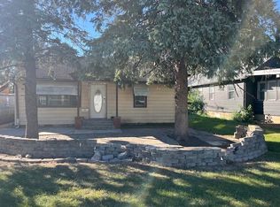 719 N Locust St, Momence, IL 60954