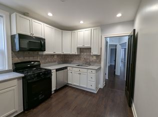 1541 W Granville Ave #3, Chicago, IL 60660