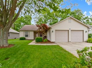975 Atir Ln, Greenfield, IN