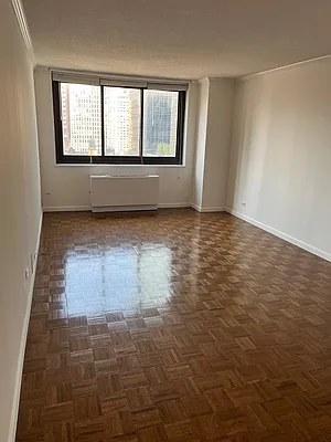 Rented by Albert Feinstein Real Estate LLC. | media 21