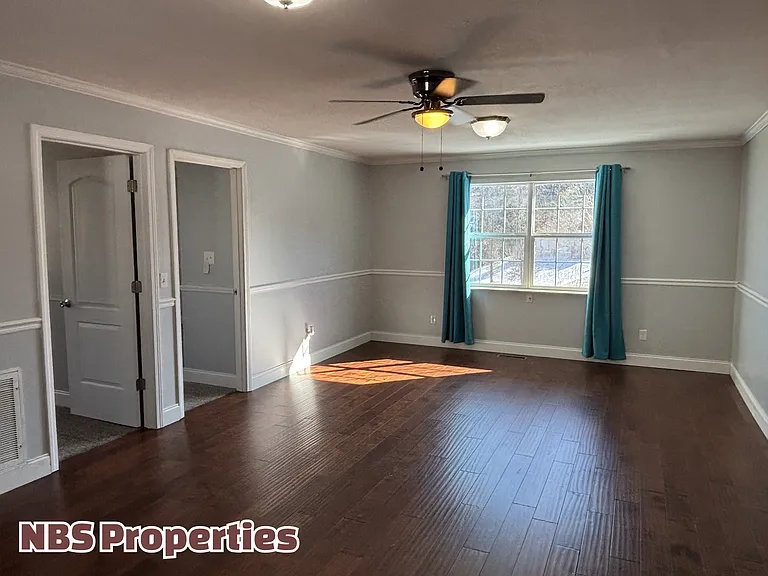 143 McCully Ln — Photo 4