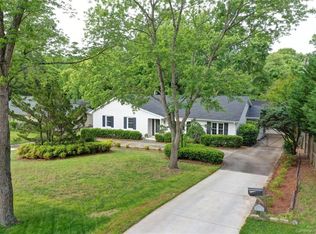 7116 Providence Ln W, Charlotte, NC 28226