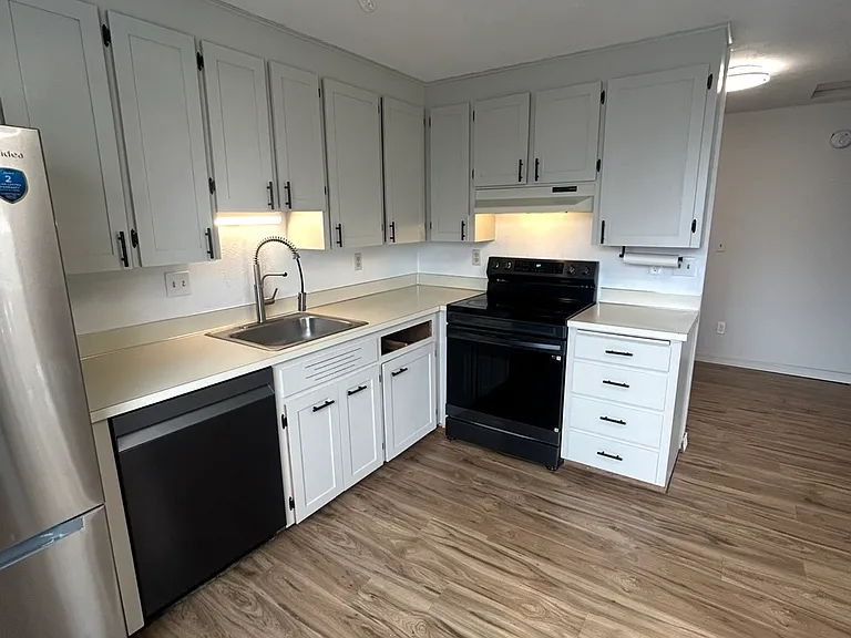 1810 N Regal St #1808 — Photo 3