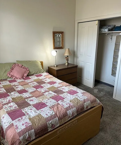Guest bedroom2