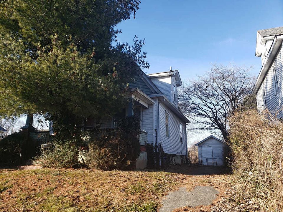 2nd image of 1219 Rorer Ave SW