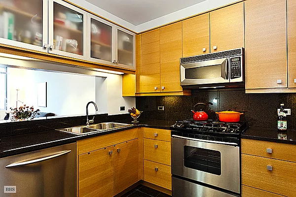 Rented by Brown Harris Stevens | media 21