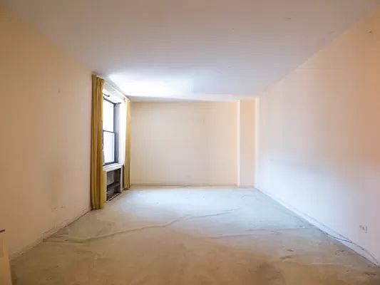 2nd image of 2171 Bragg St APT 4D