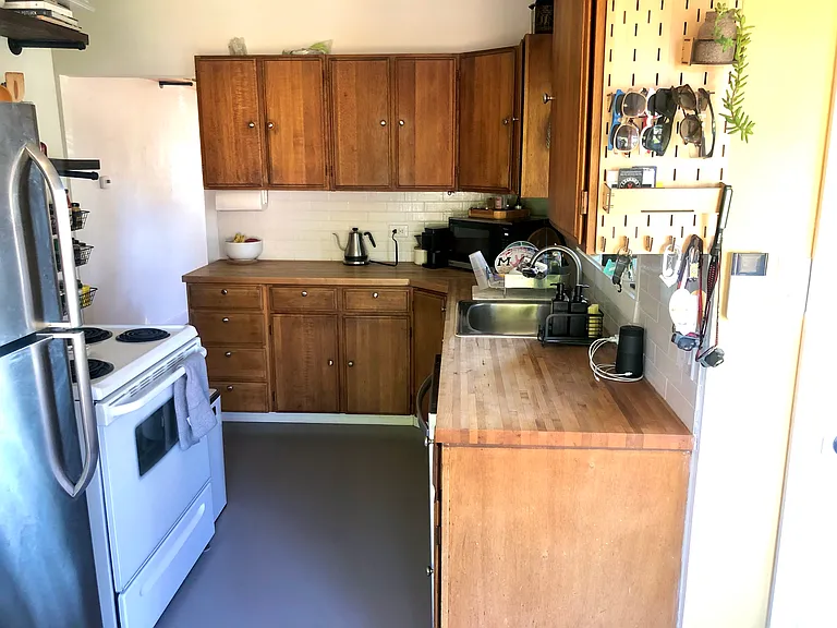 7255 SW 31st Ave — Photo 10