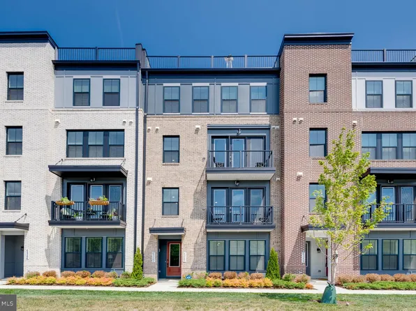 43260 Farringdon Sq, Ashburn, VA 20147