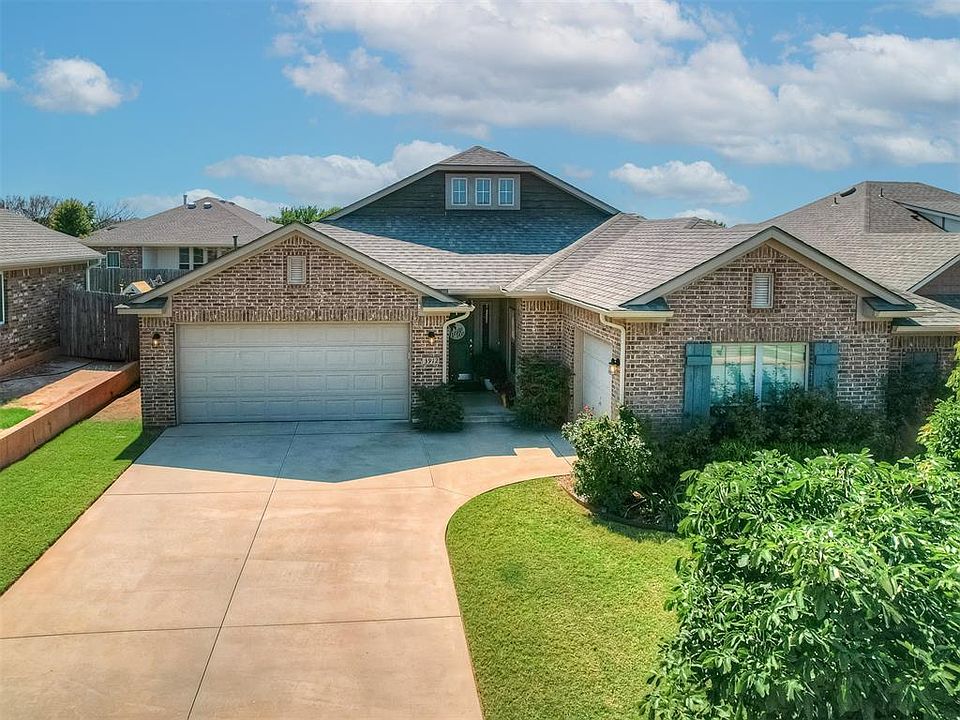 1st image of 3912 Painted Bird Ln