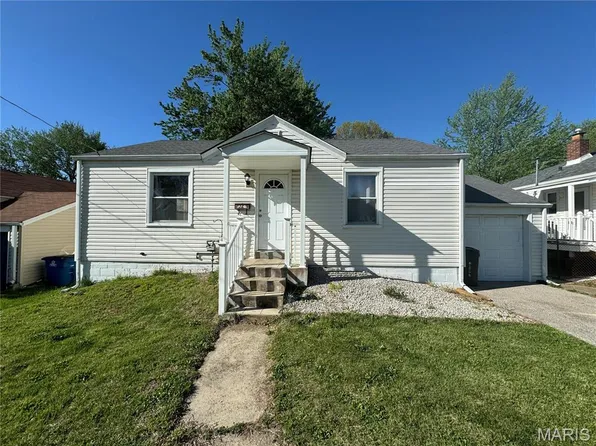 10421 Niblic Dr, Saint Louis, MO 63114
