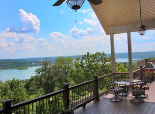 300 Split Rock Dr, Hollister, MO 65672